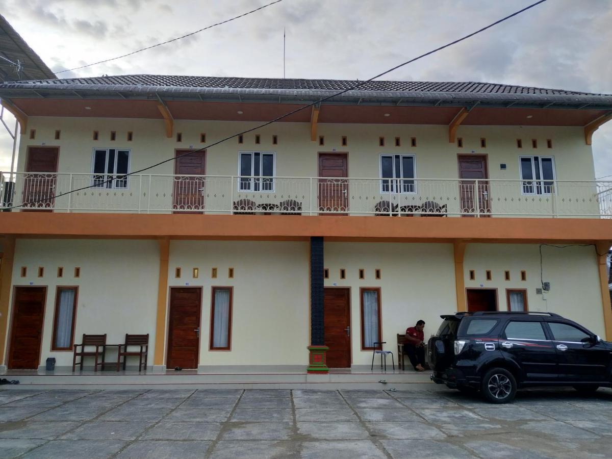 فندق بادانجفي  Penginapan Intan Bandara المظهر الخارجي الصورة